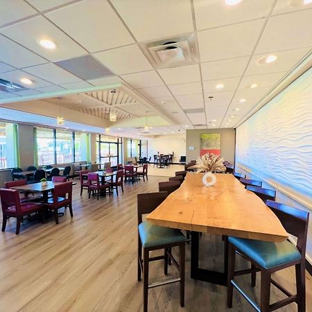 Doubletree By Hilton Atlantic Beach Oceanfront Exterior photo